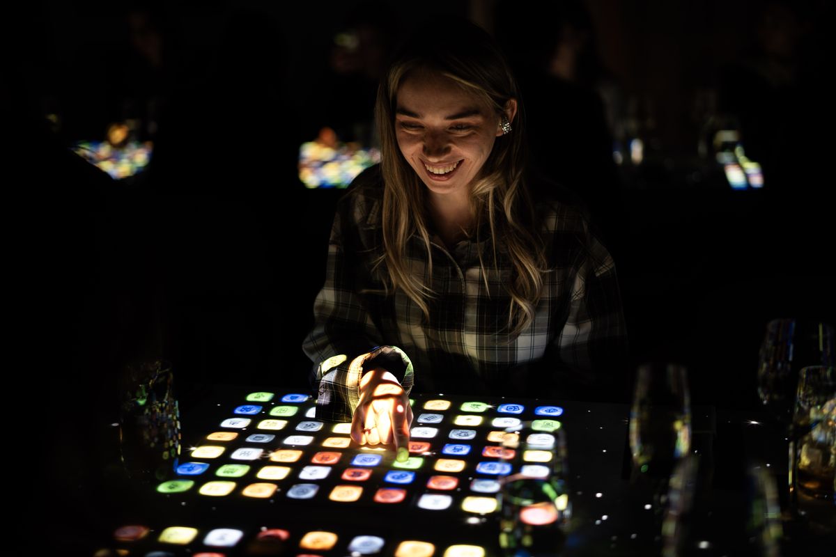 The Magic Table Cologne — a beautifully plated gourmet course at the magic table