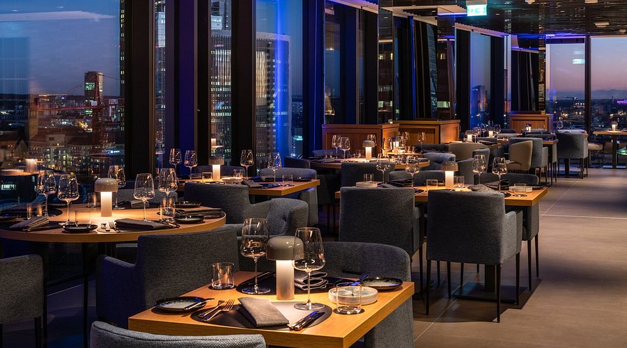 Tip #7: Oben Restaurant & Skybar